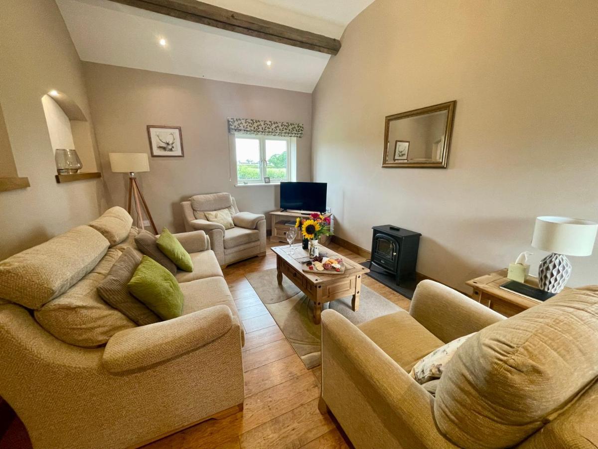 Fieldsview Villa Wrexham Eksteriør bilde
